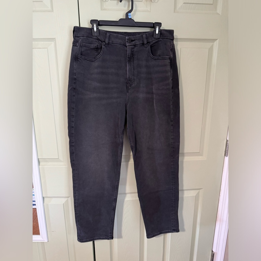 American Eagle Mom Jeans